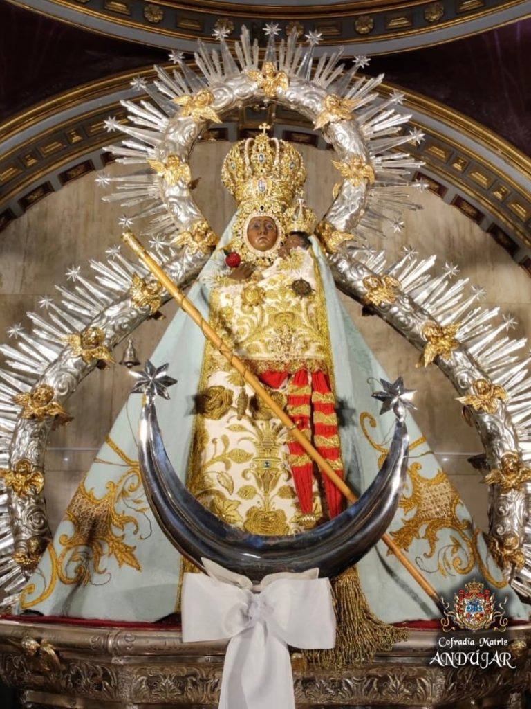 Puede ser una imagen de texto que dice "Cofradía Matriz ANDUIJAR"