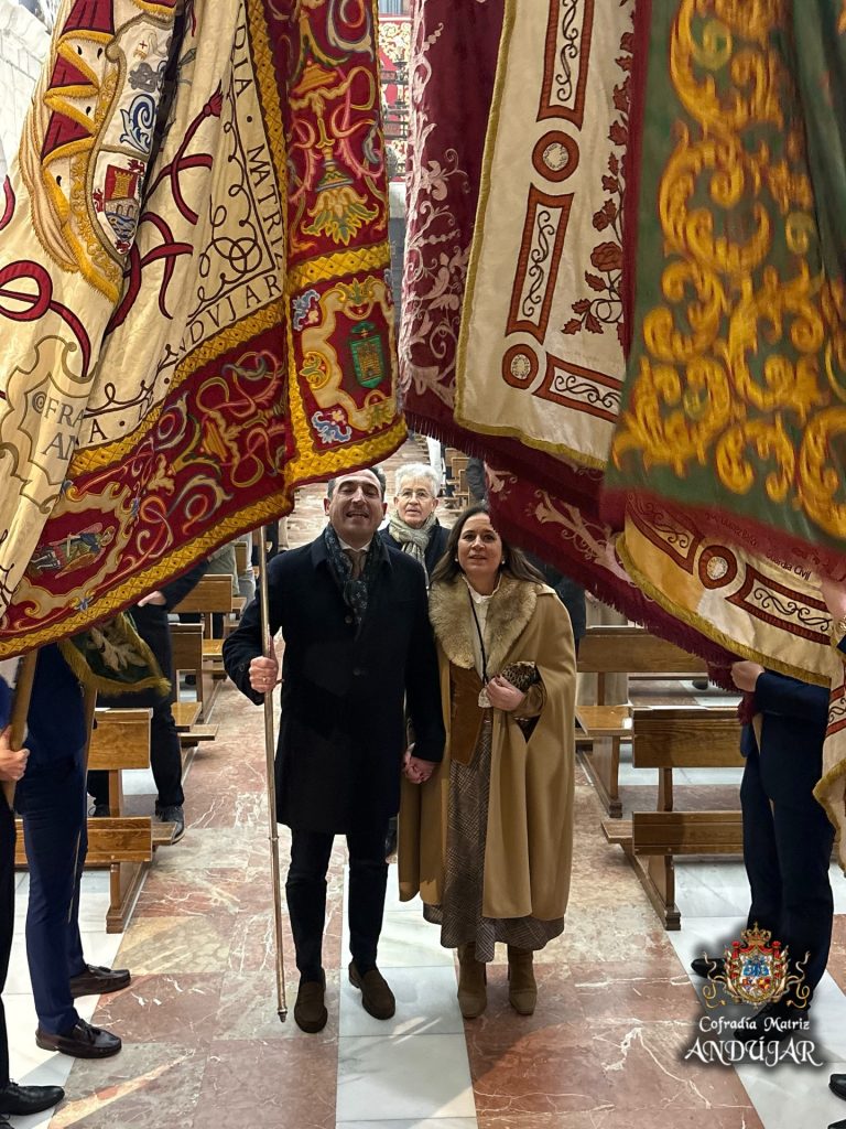 Puede ser una imagen de texto que dice "อยอด ©FR C জভককত කොඳයමම อยด S নউব Cofradía Matriz"