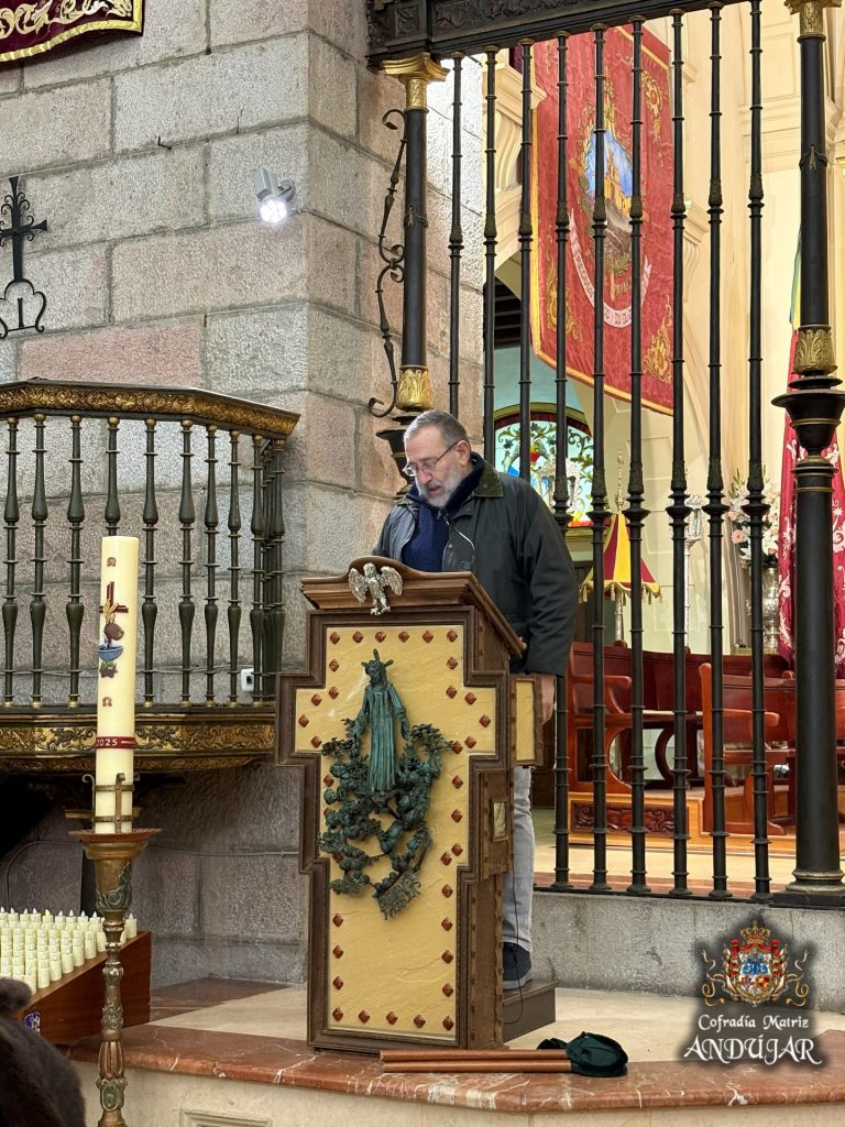 Puede ser una imagen de la Basílica del Santuario Nacional de la Inmaculada Concepción y texto que dice "Cofradía CofradiaMatriz Matriz ANDUgAR"