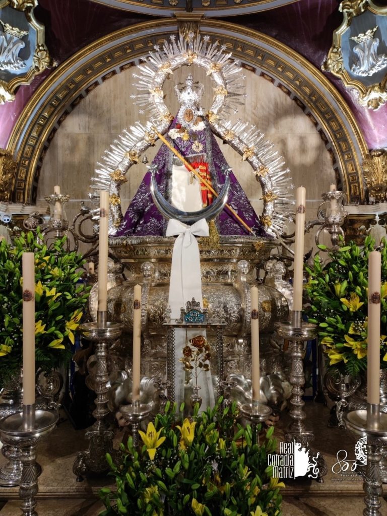 Puede ser una imagen de la Basílica del Santuario Nacional de la Inmaculada Concepción y texto